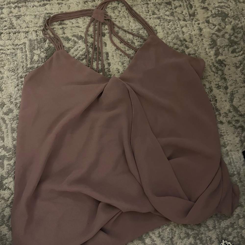 Light blouse with cute back details